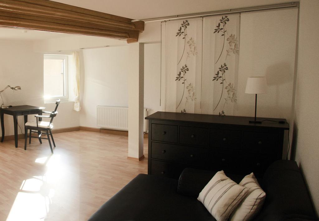 3 Seiten Ferienwohnung イェーナ 部屋 写真